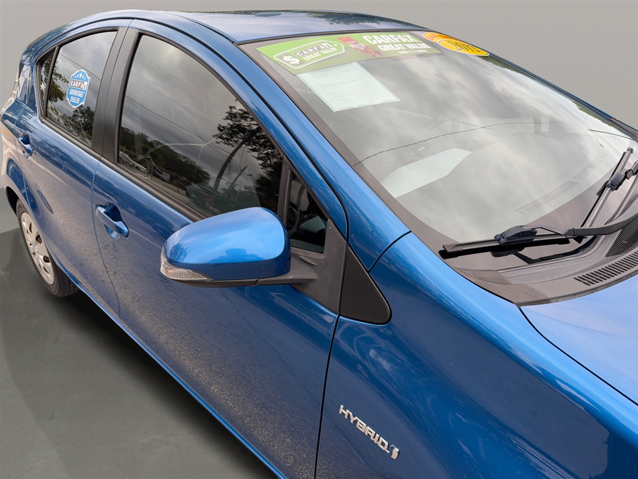 Toyota Prius c Two 2012