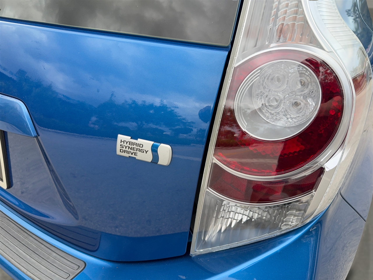 Toyota Prius c Two 2012