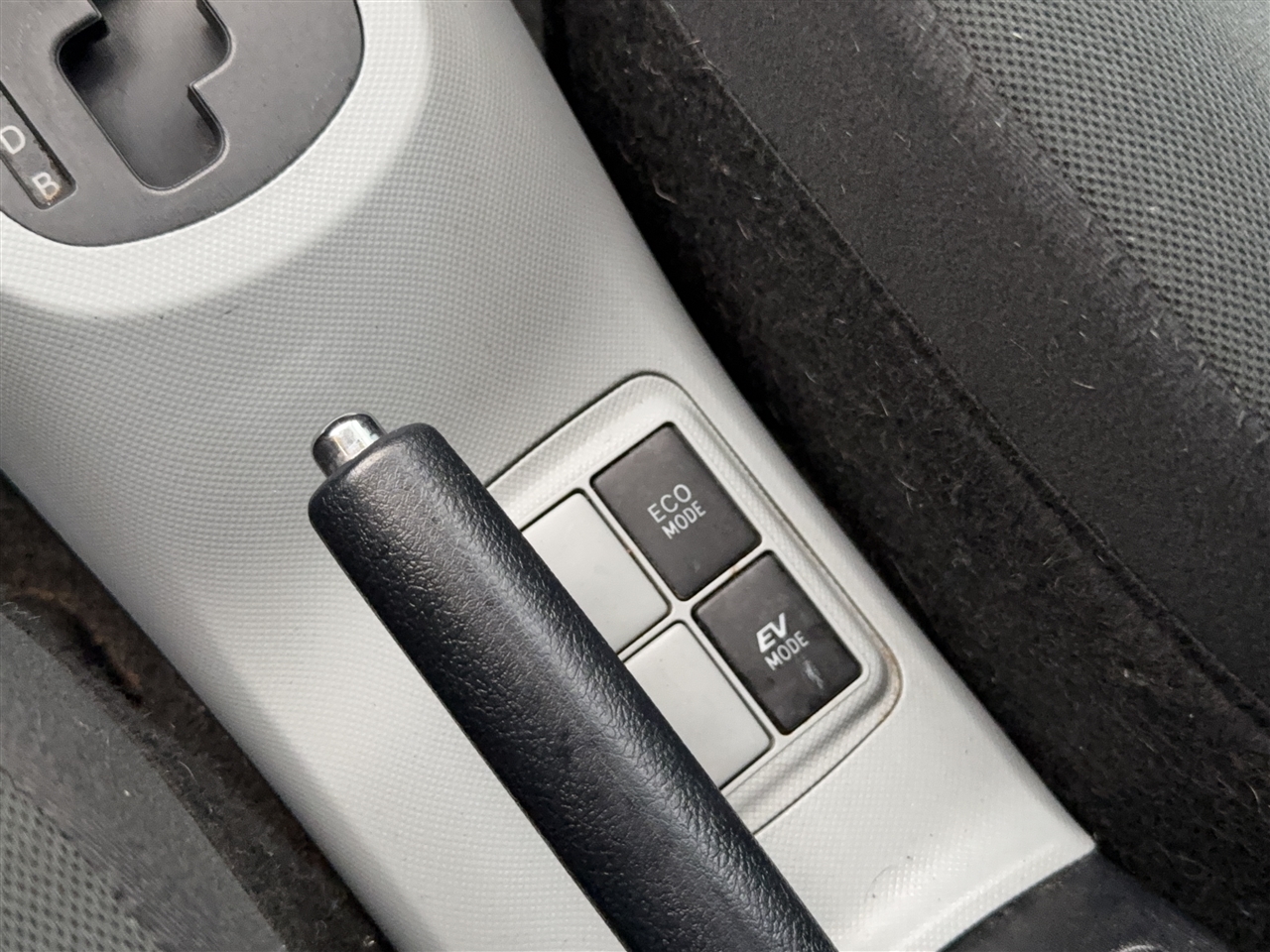 Toyota Prius c Two 2012