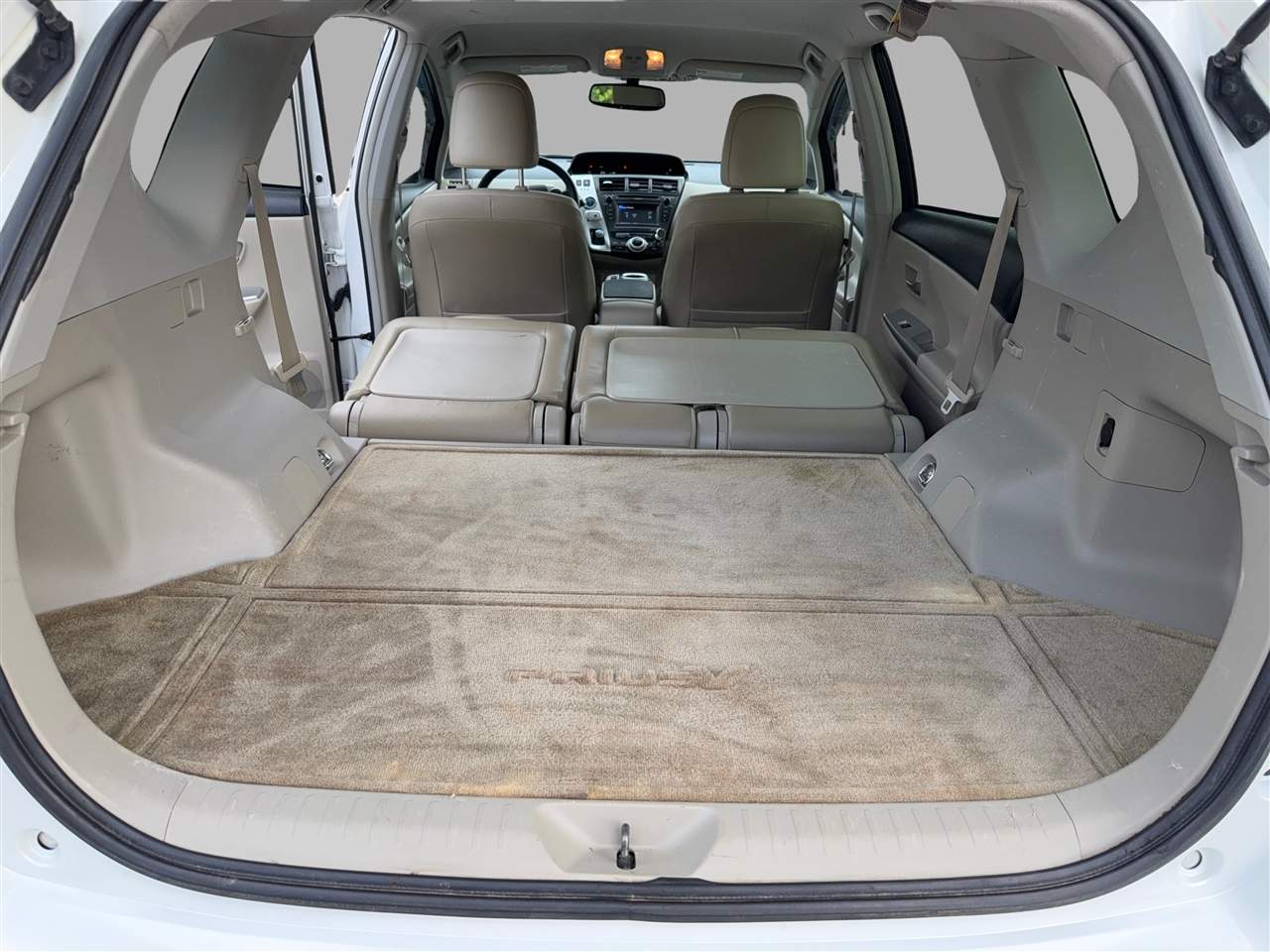 Toyota Prius V Five 2014