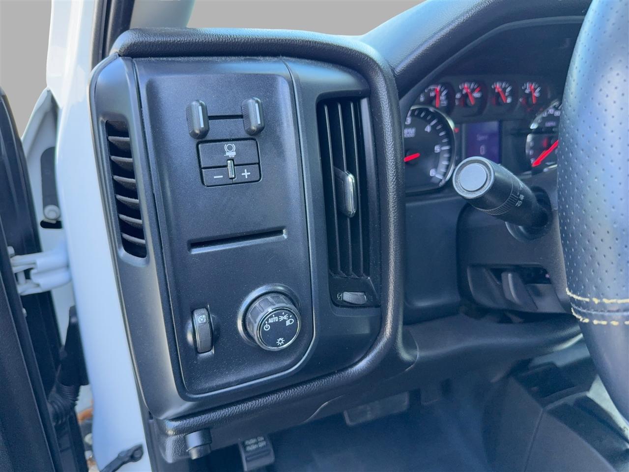 Chevrolet Silverado 1500 Work Truck Double Cab 4WD 2018