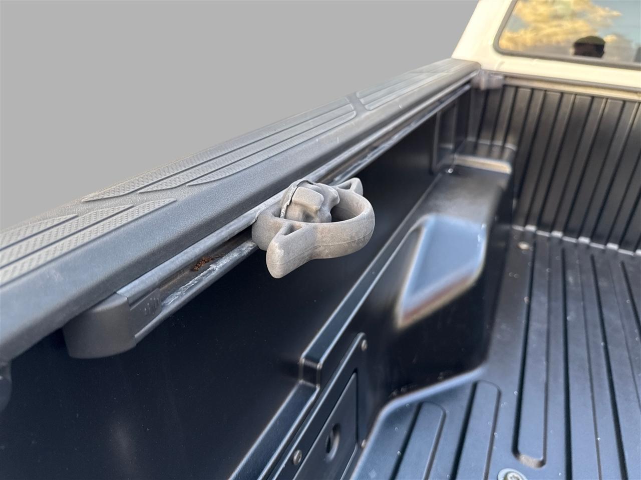 Toyota Tacoma PreRunner Double Cab V6 Auto 2WD 2006