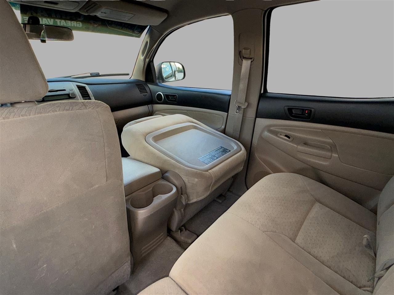 Toyota Tacoma PreRunner Double Cab V6 Auto 2WD 2006