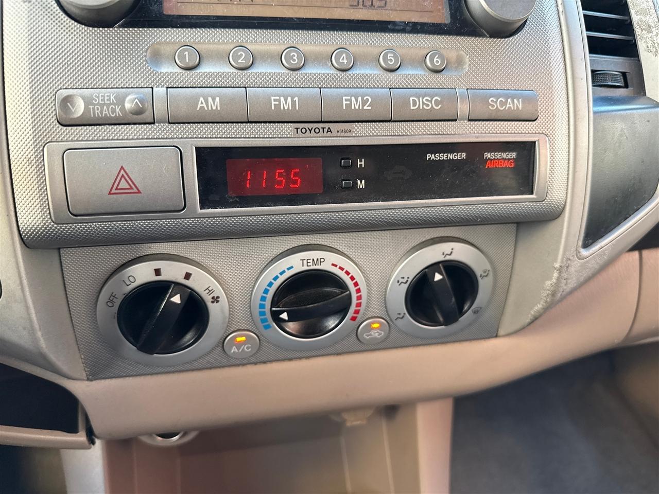 Toyota Tacoma PreRunner Double Cab V6 Auto 2WD 2006