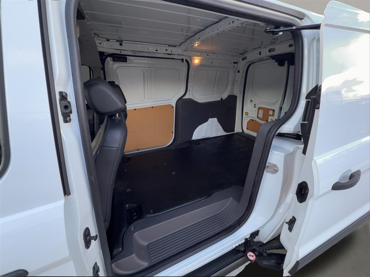 Ford Transit Connect Cargo Van XL LWB 2022