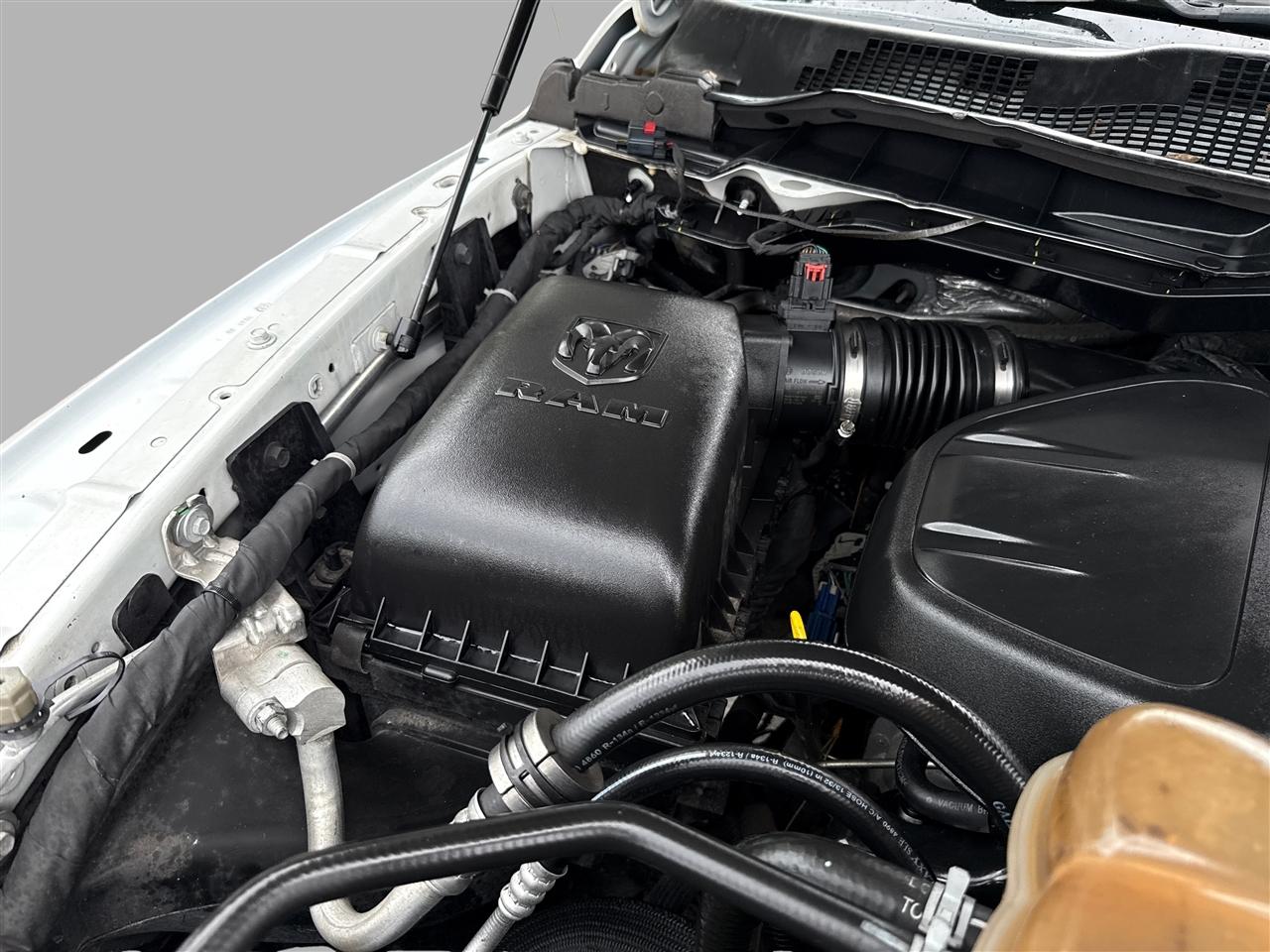 RAM 1500 Tradesman Regular Cab LWB 2WD 2016