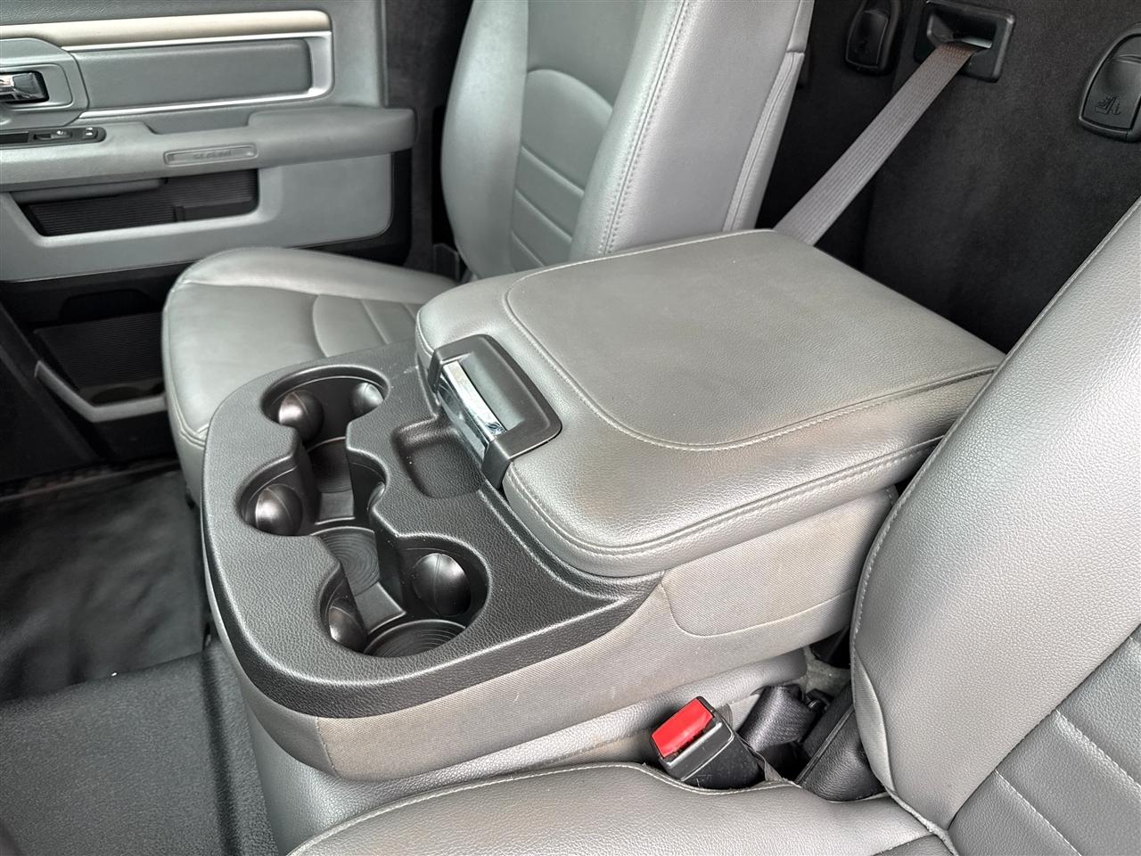 RAM 1500 Tradesman Regular Cab LWB 2WD 2016