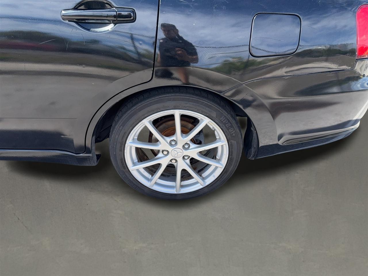 Mitsubishi Galant SE 2012