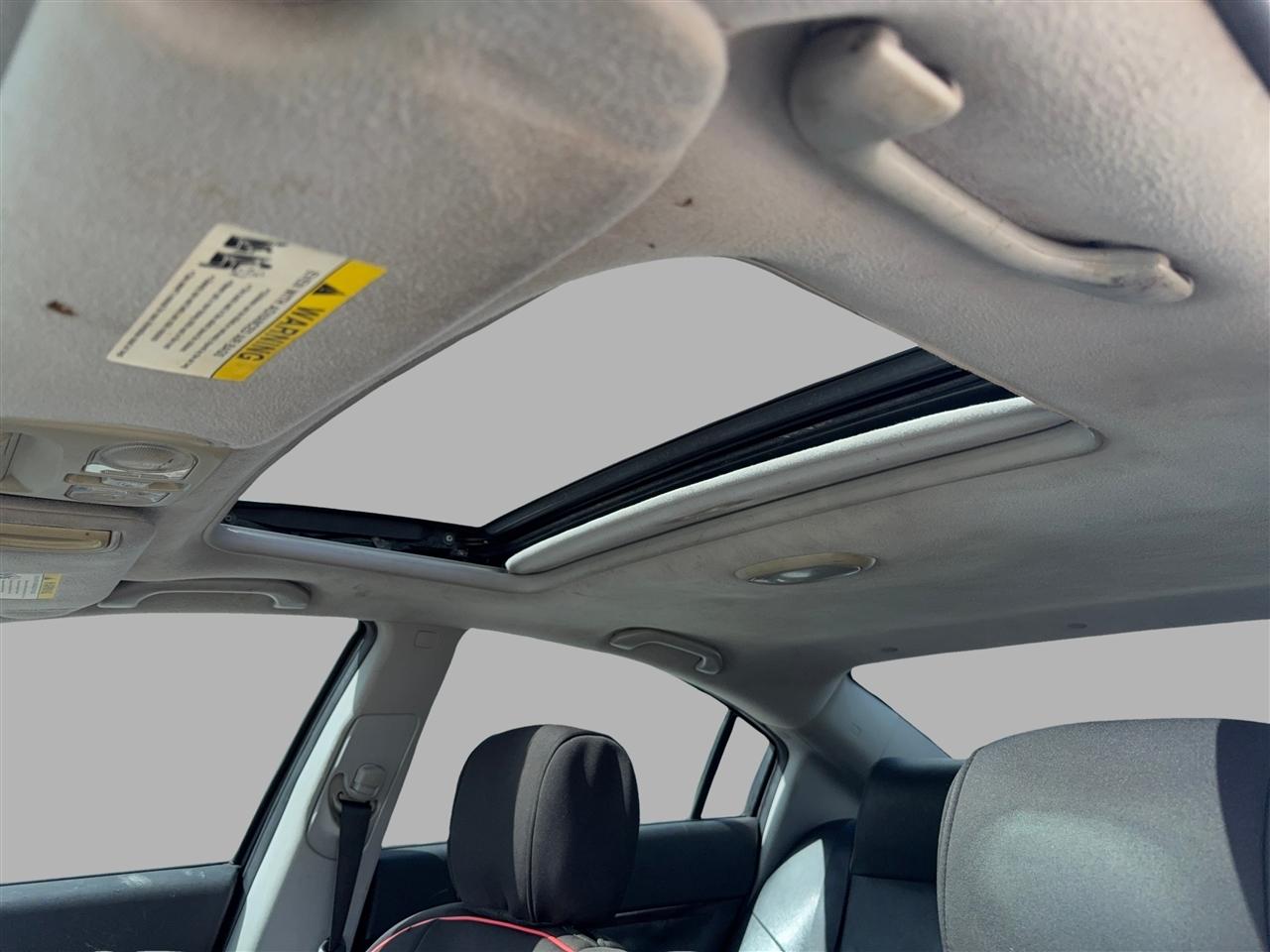 Mitsubishi Galant SE 2012