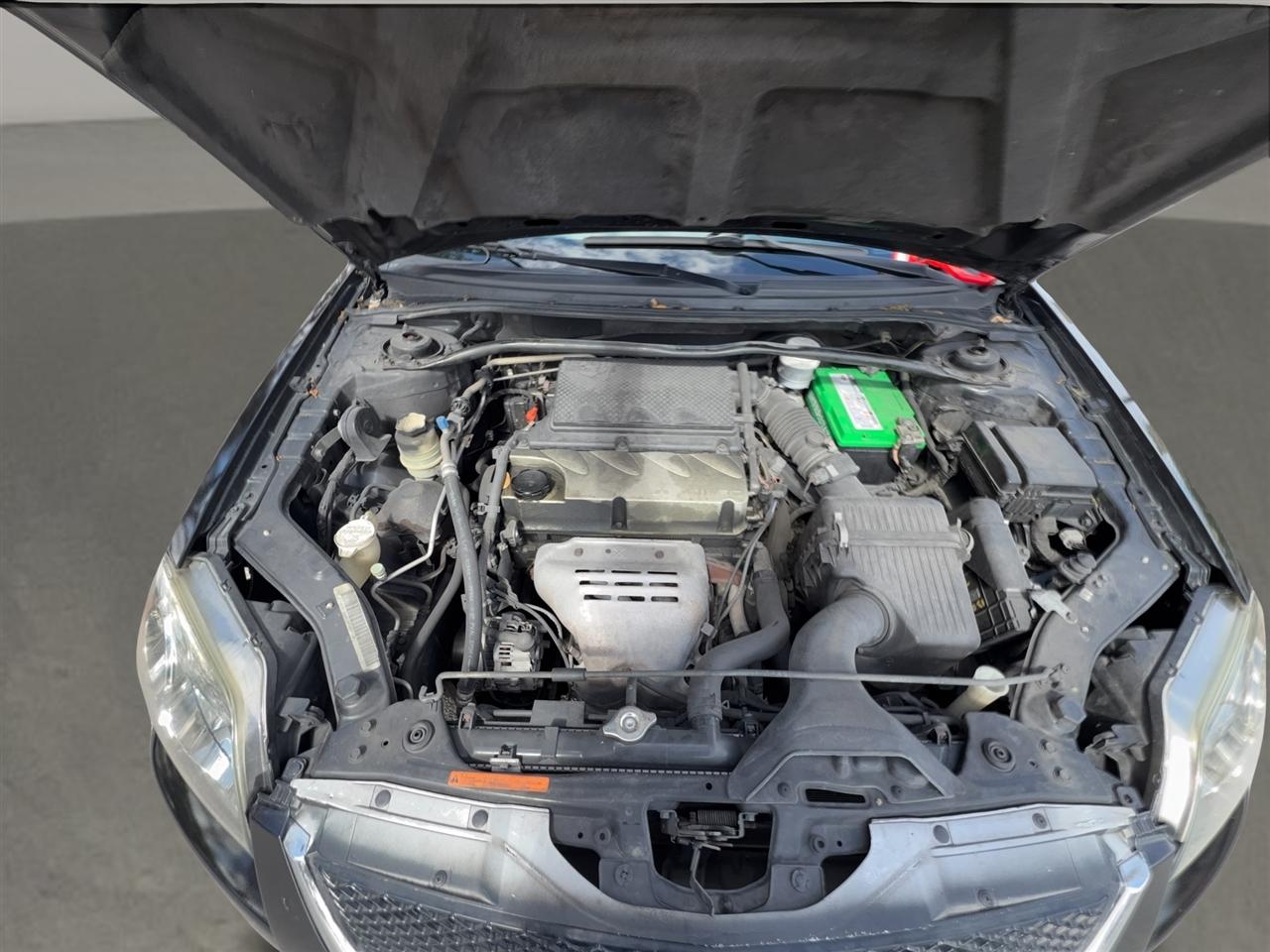 Mitsubishi Galant SE 2012