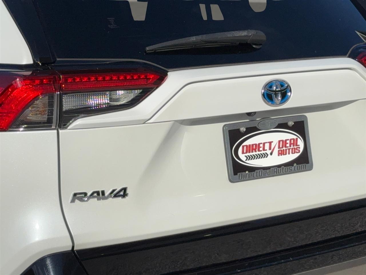 Toyota RAV4 Hybrid SE 2023