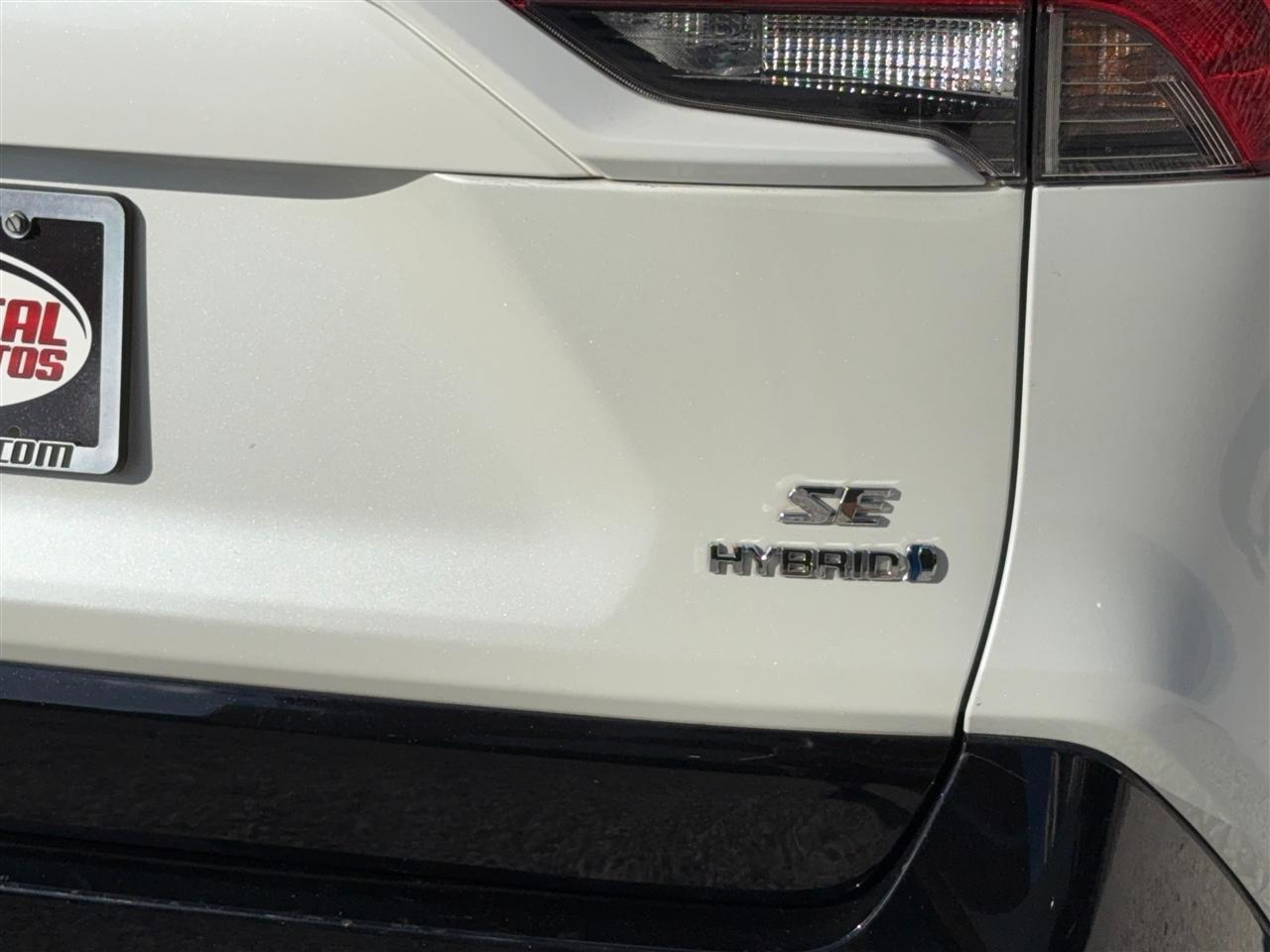 Toyota RAV4 Hybrid SE 2023