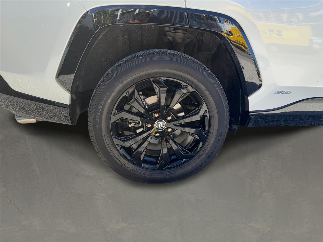 Toyota RAV4 Hybrid SE 2023