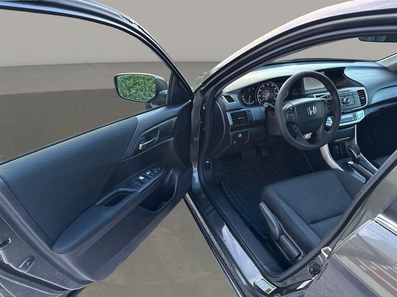 Honda Accord LX Sedan CVT 2015