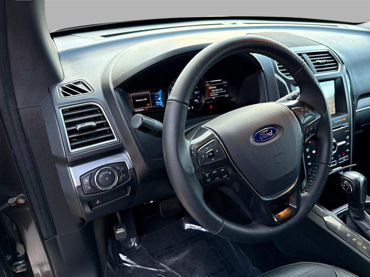 Ford Explorer Limited FWD 2018