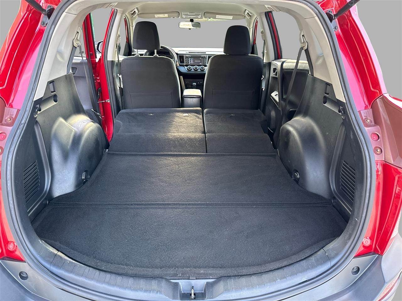 Toyota RAV4 LE FWD 2015