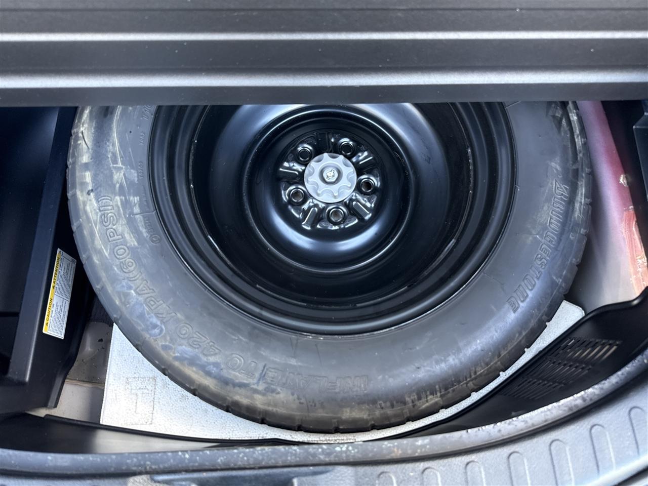 Toyota RAV4 LE FWD 2015