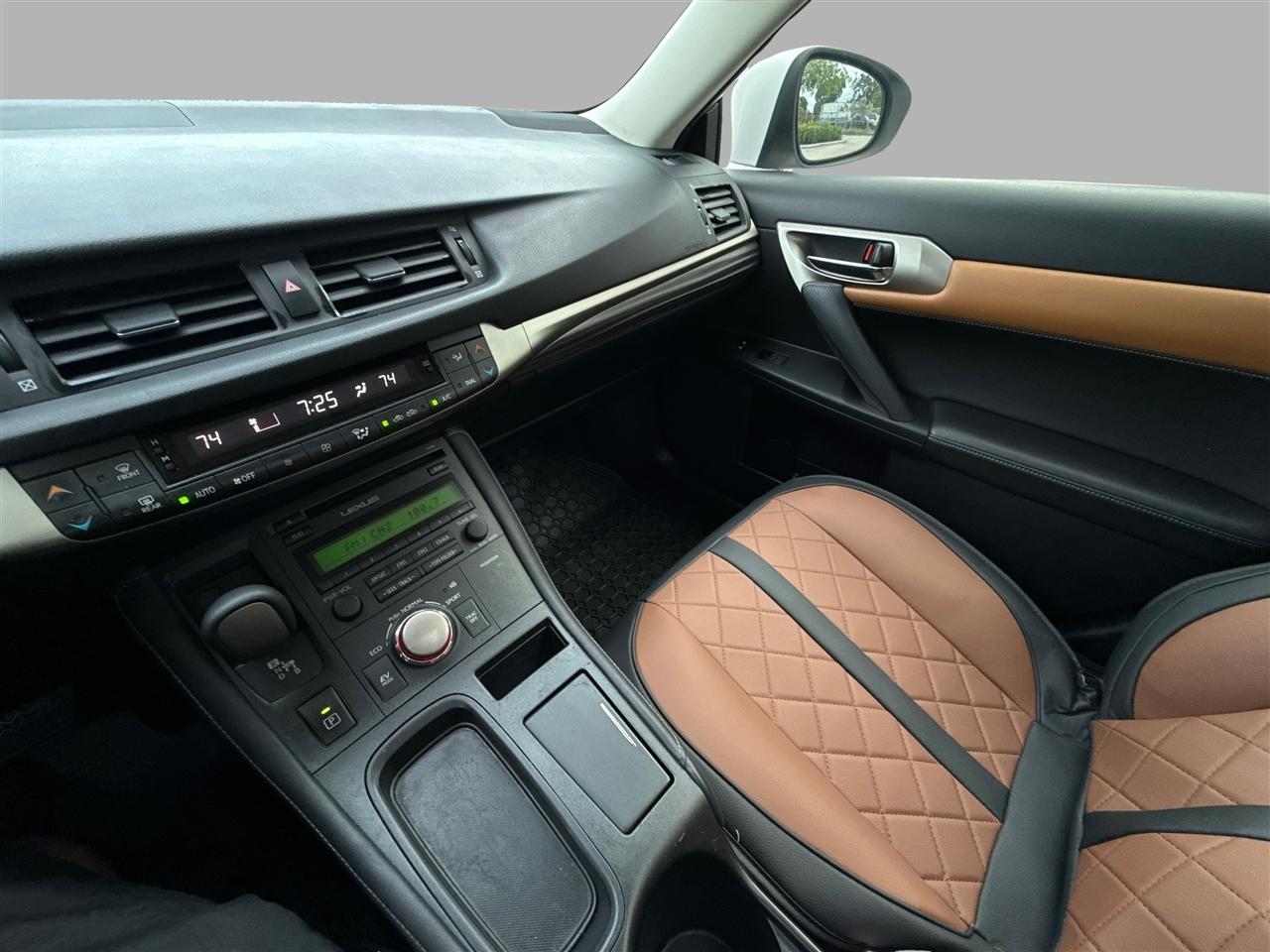 Lexus CT 200h FWD 4dr Hybrid Premium 2014