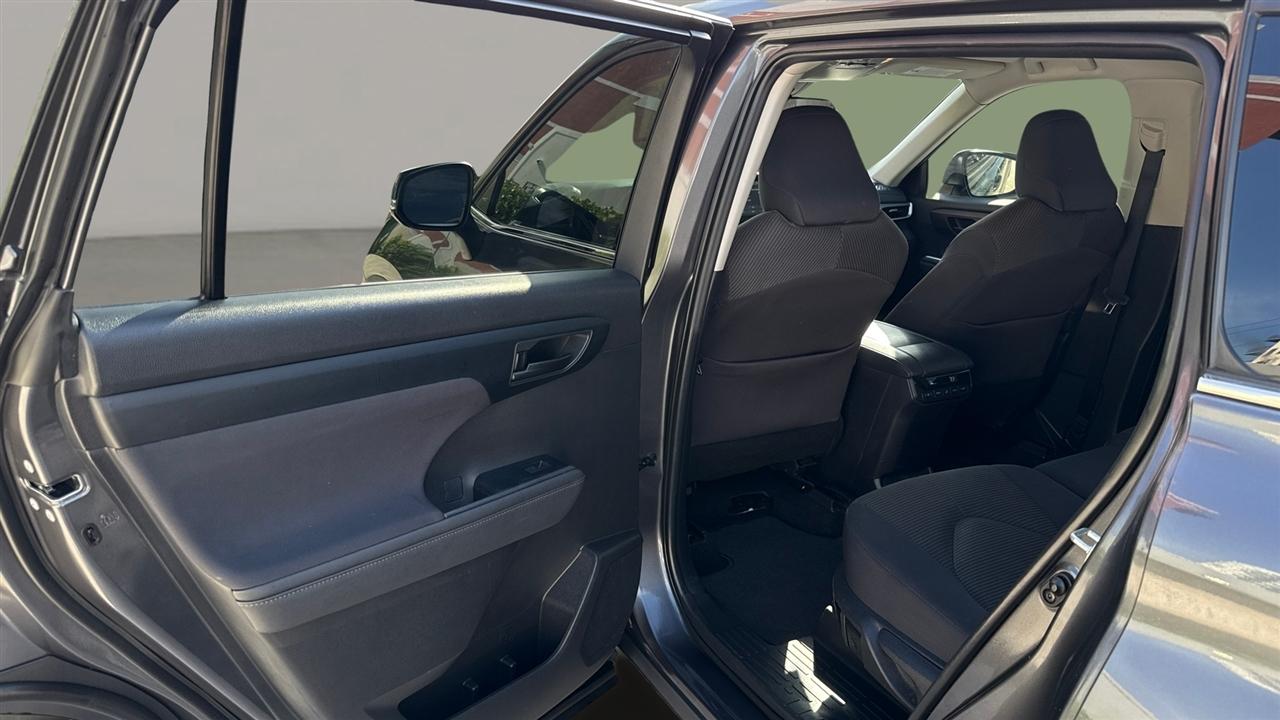 Toyota Highlander L 2020