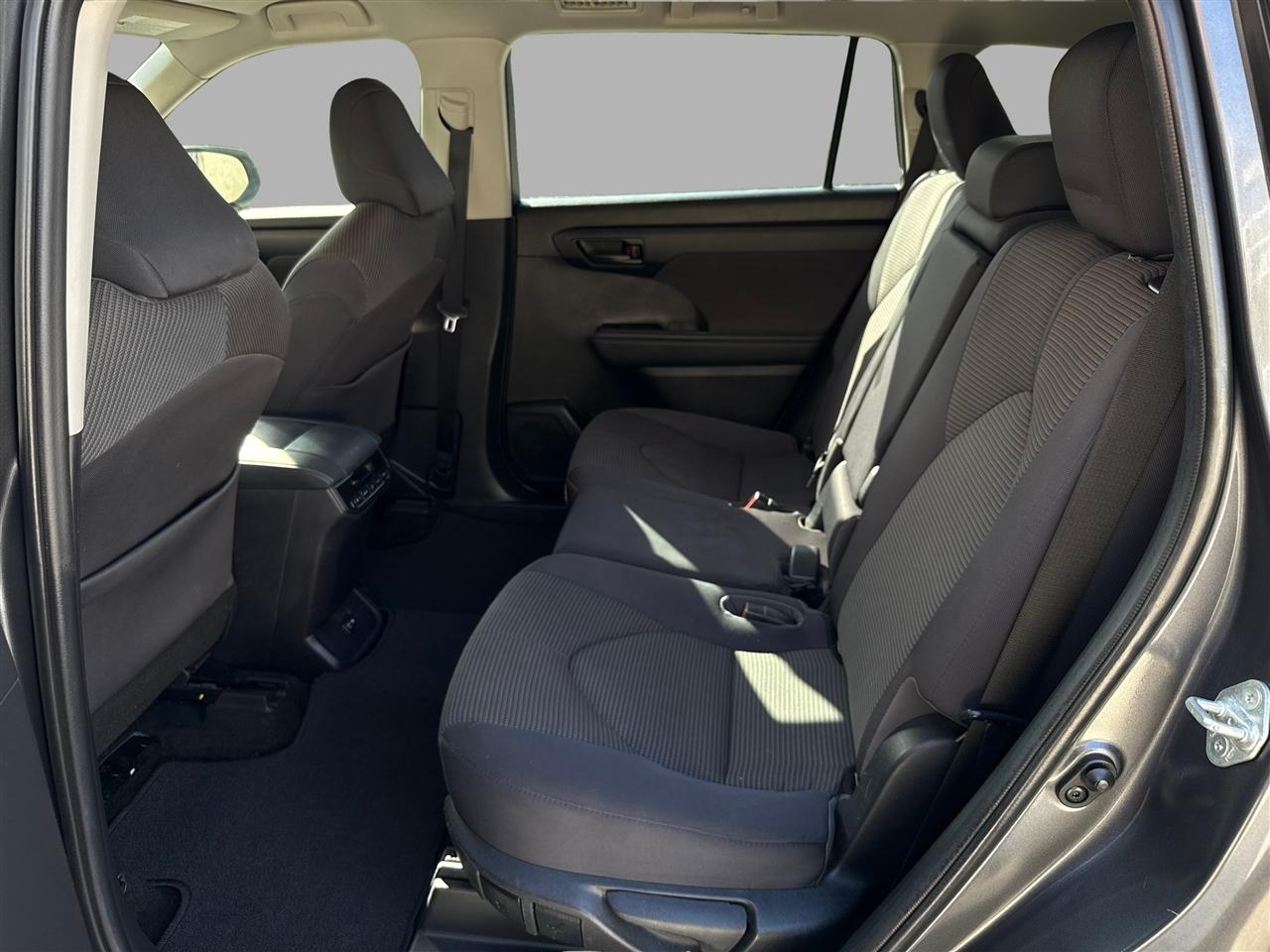 Toyota Highlander L 2020