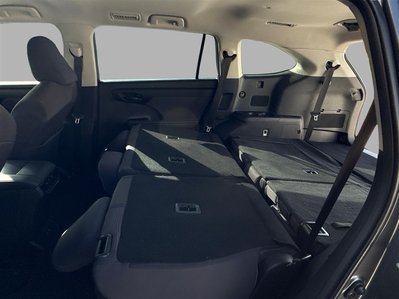 Toyota Highlander L 2020