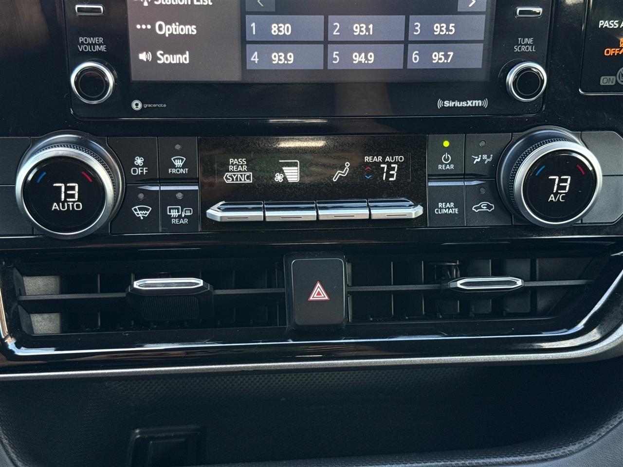 Toyota Highlander L 2020