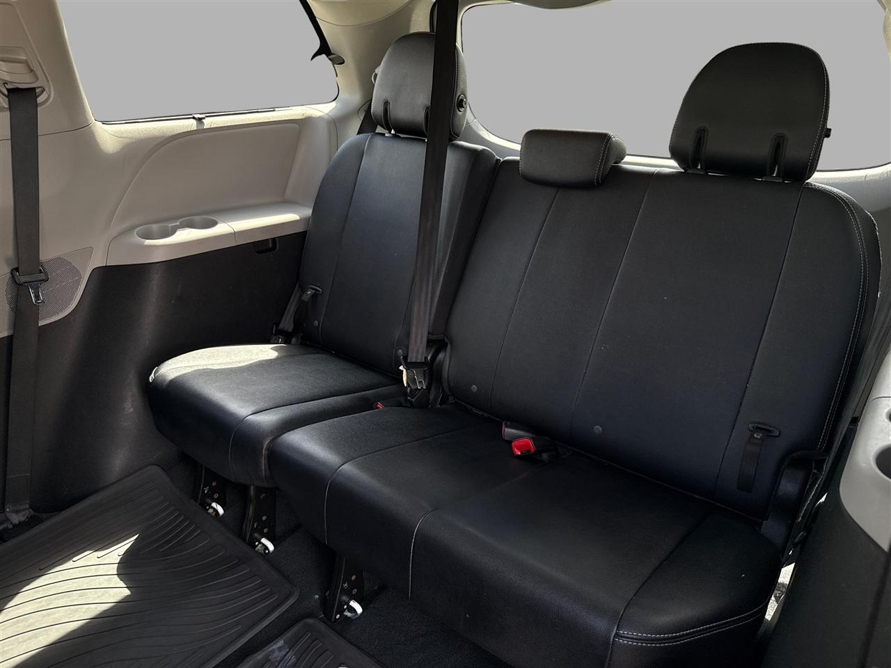 Toyota Sienna  2020