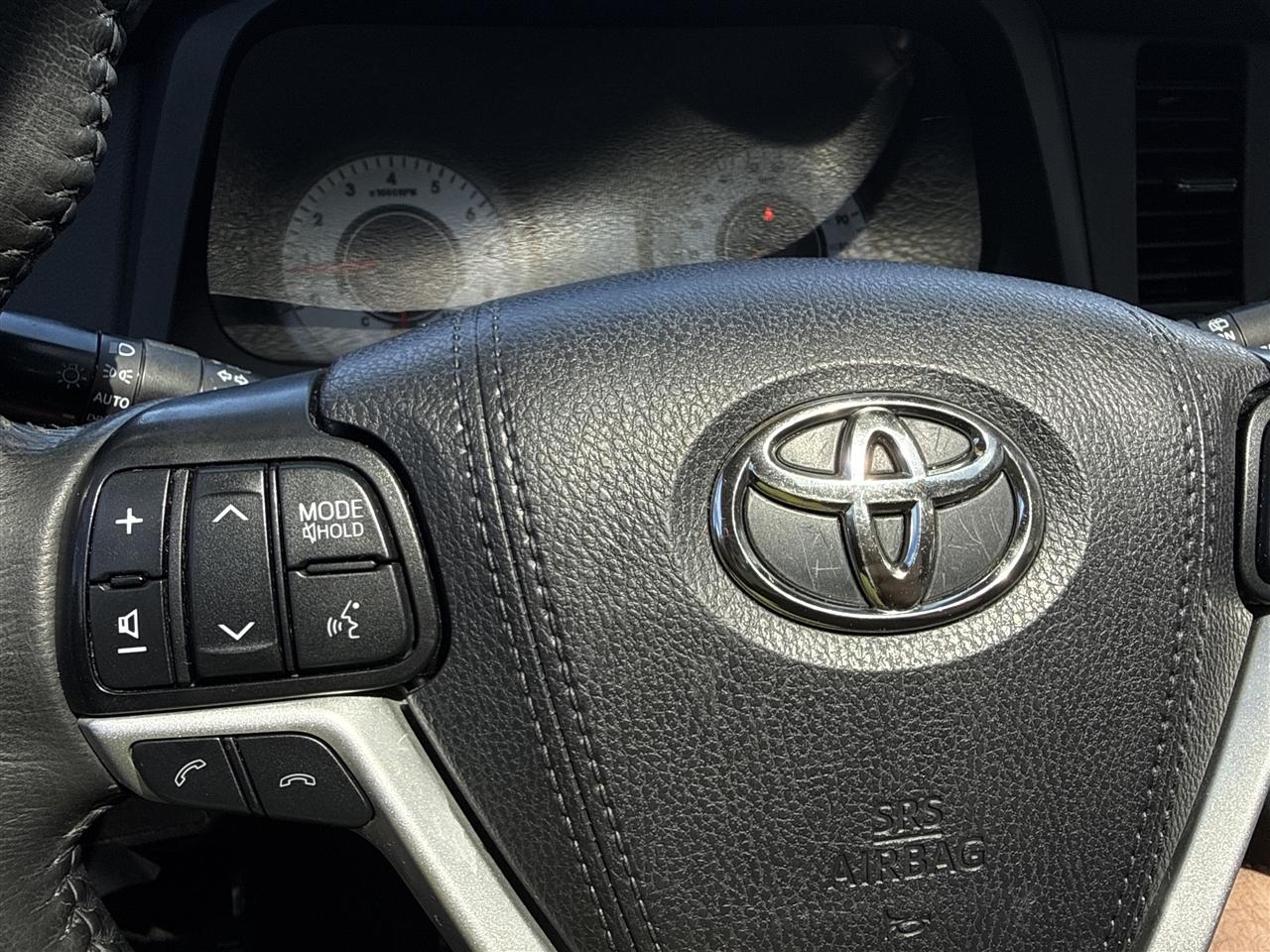 Toyota Sienna SE Premium FWD 8-Passenger (Natl) 2020