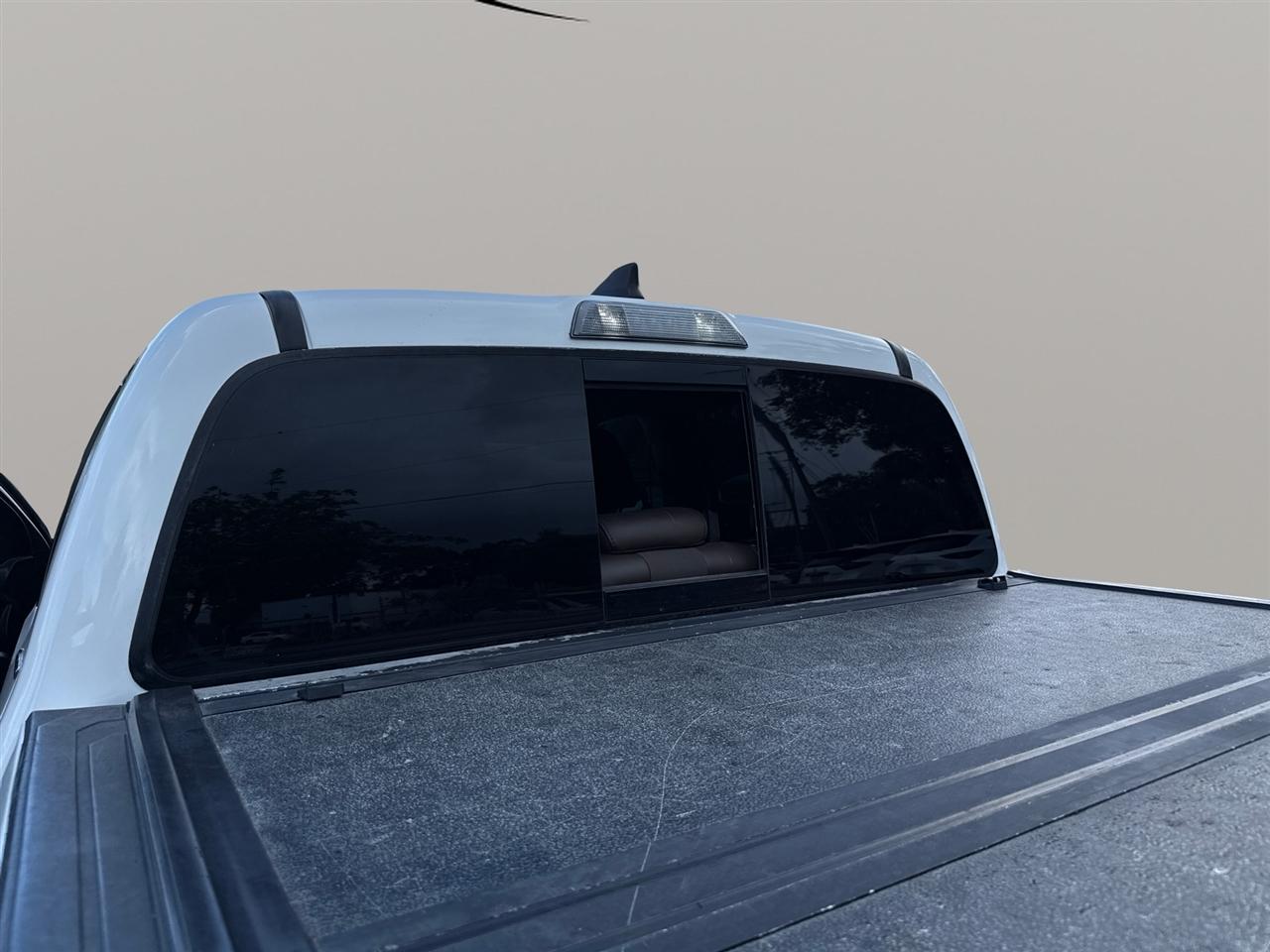 Toyota Tacoma Limited Double Cab V6 6AT 4WD 2017