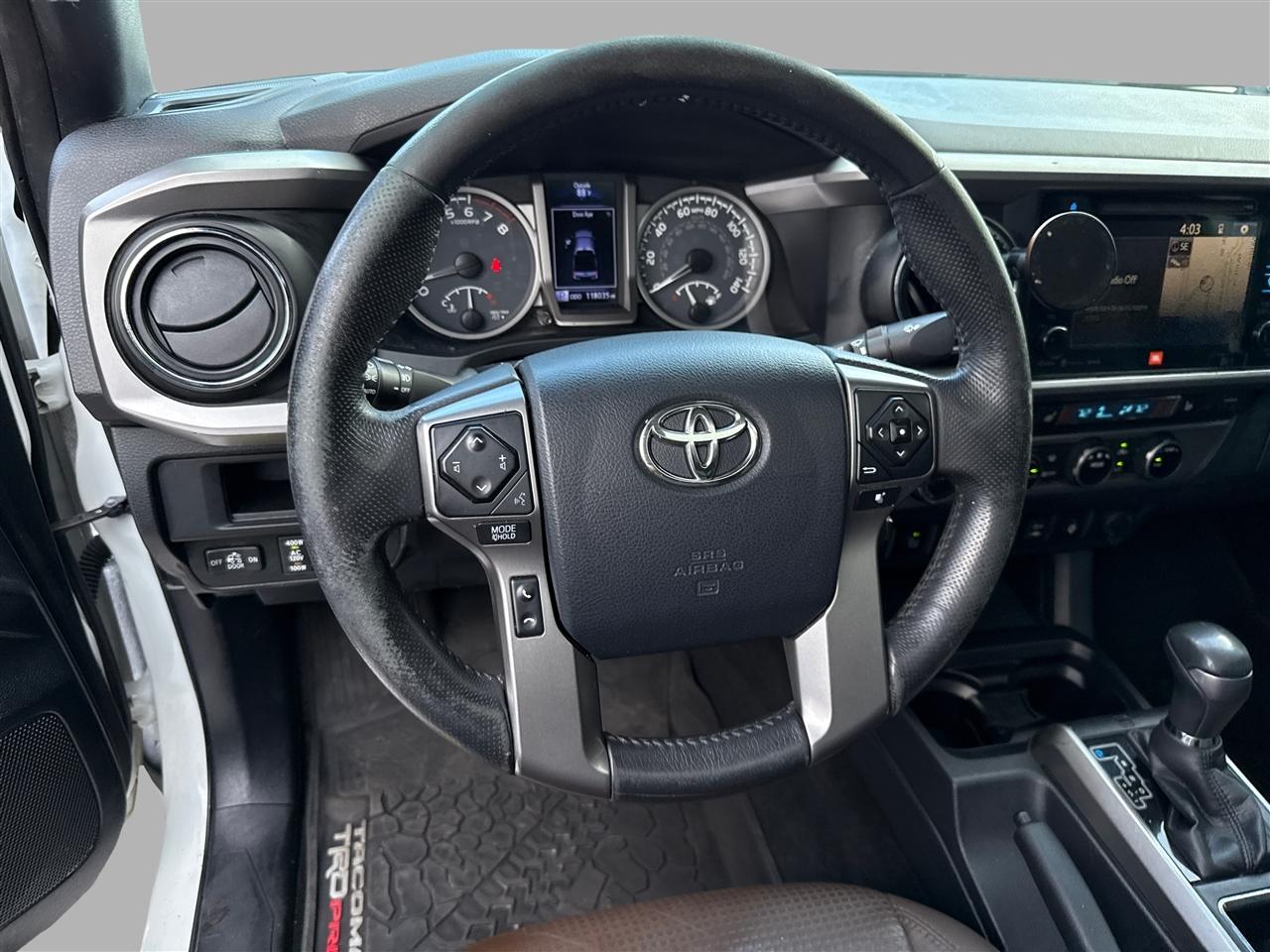 Toyota Tacoma Limited Double Cab V6 6AT 4WD 2017