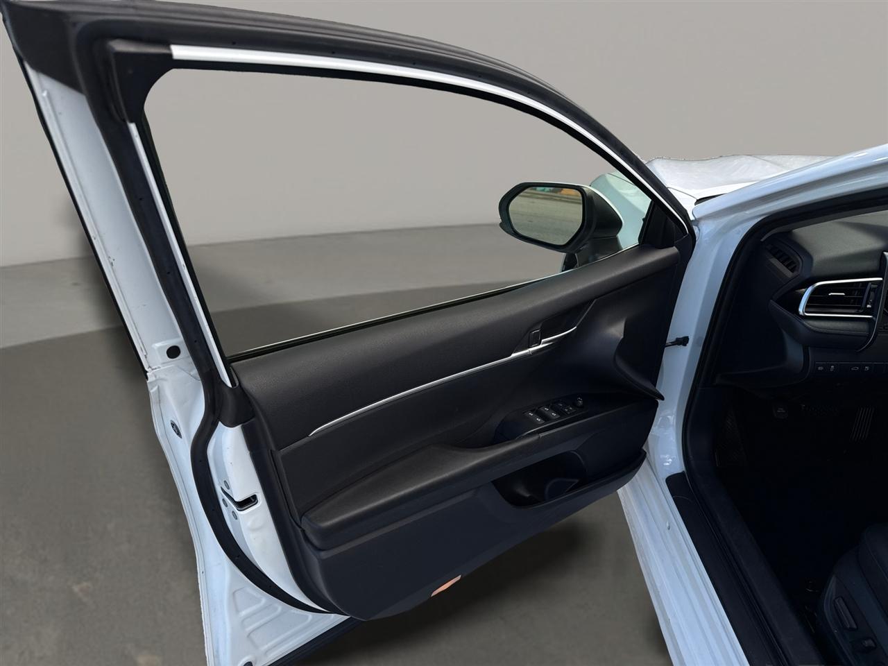 Toyota Camry SE 2018