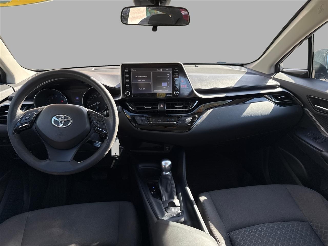 Toyota C-HR LE 2020