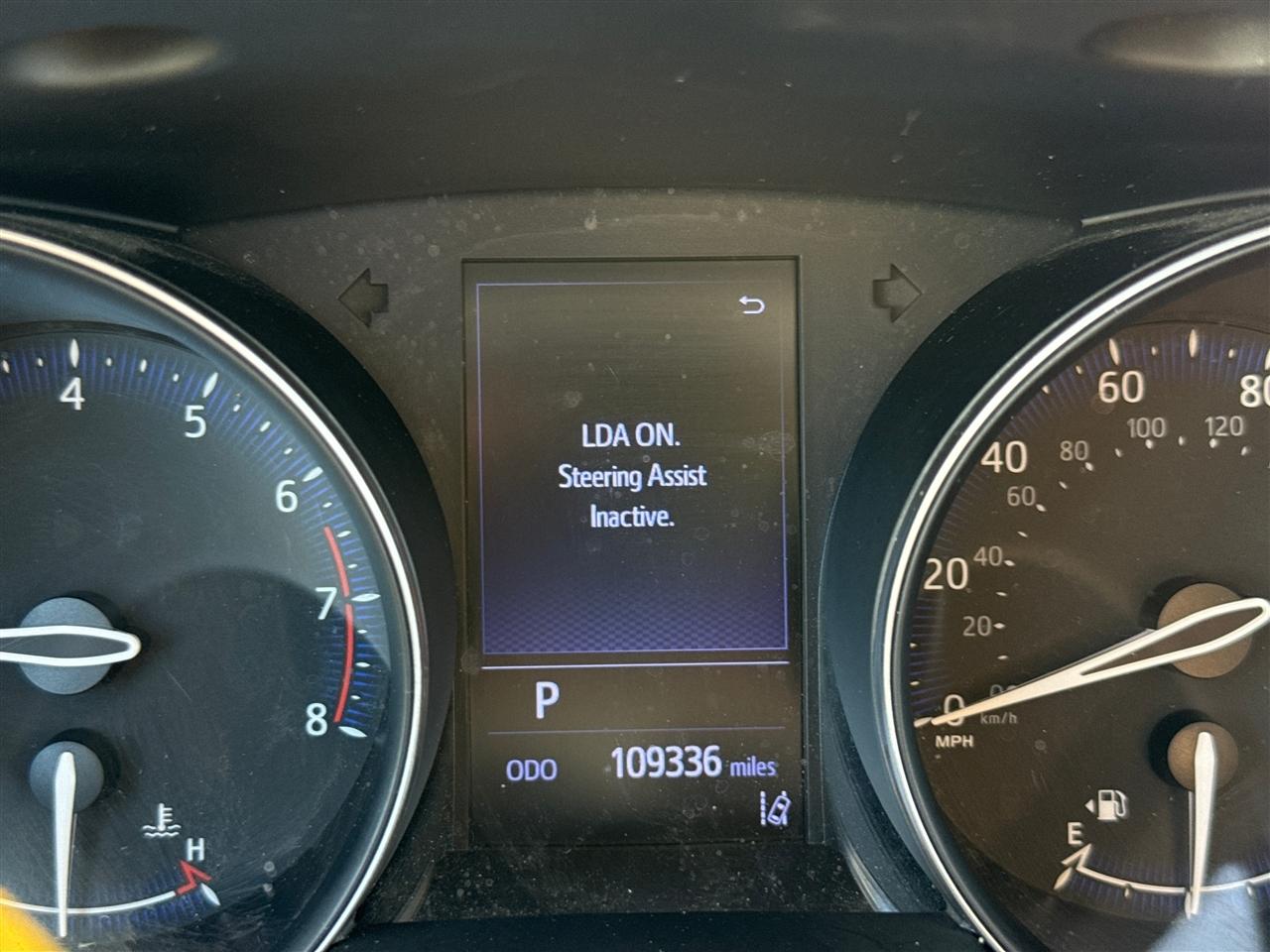 Toyota C-HR LE 2020