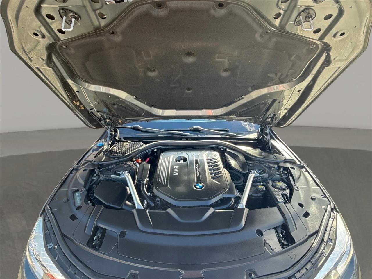 2019 BMW 740i - $24,000