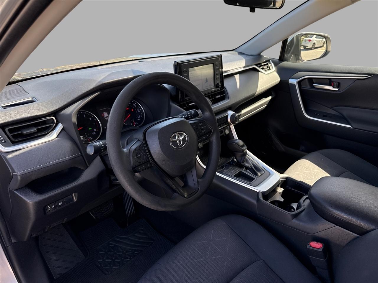 2020 Toyota RAV4 - $22,000