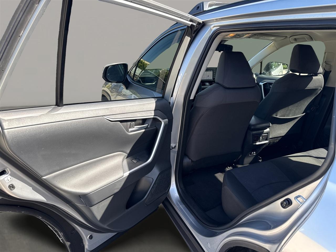 2020 Toyota RAV4 - $22,000