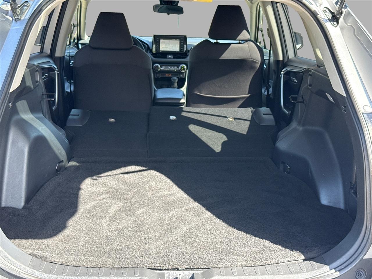 2020 Toyota RAV4 - $22,000