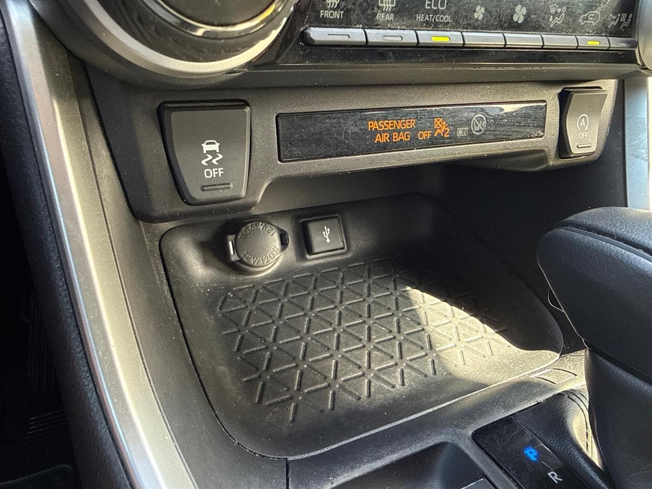 2020 Toyota RAV4 - $22,000
