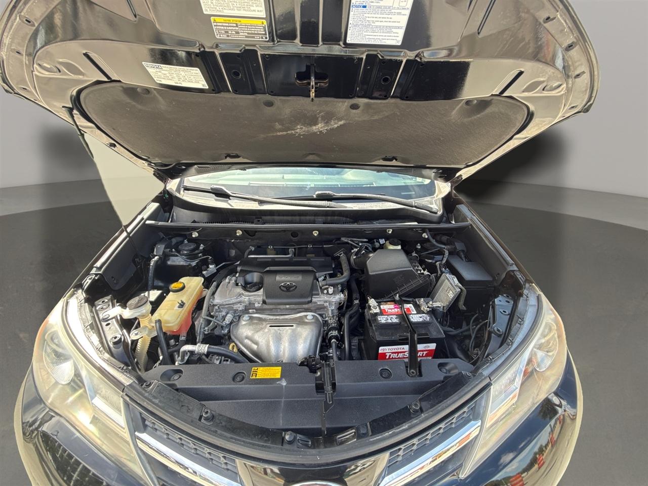 Toyota RAV4 photo 14