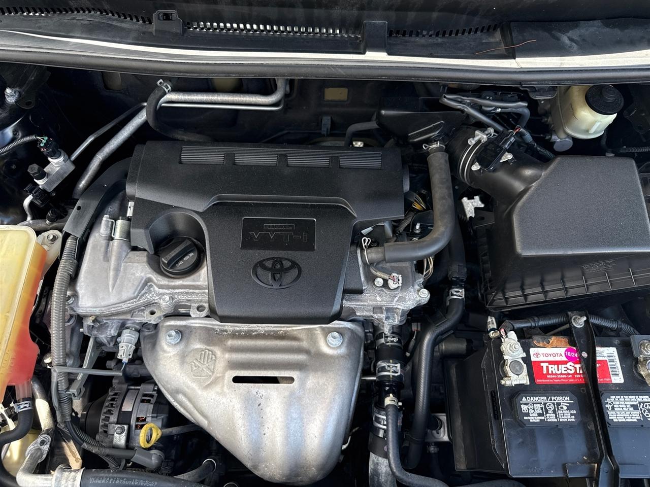 Toyota RAV4 photo 15