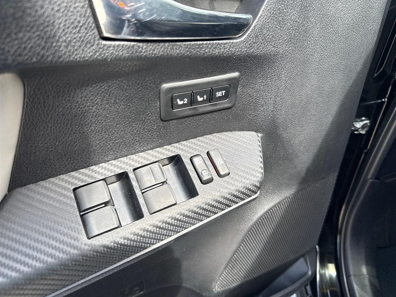 Toyota RAV4 photo 19