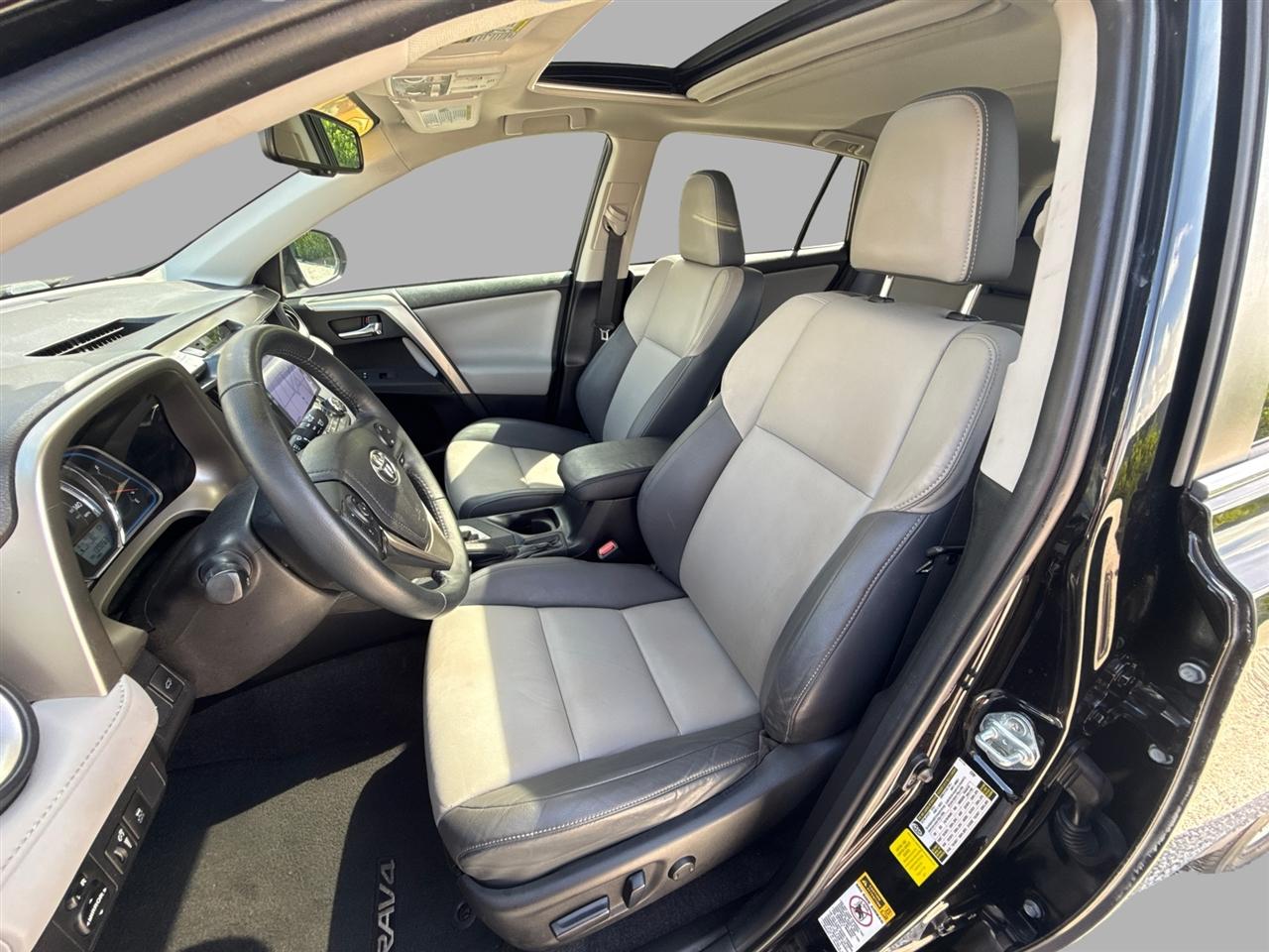 Toyota RAV4 photo 22