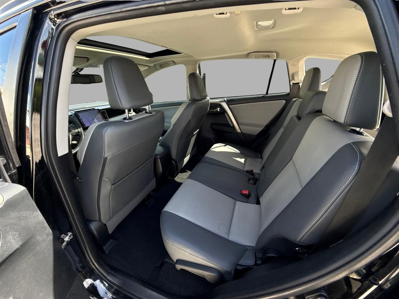 Toyota RAV4 photo 25