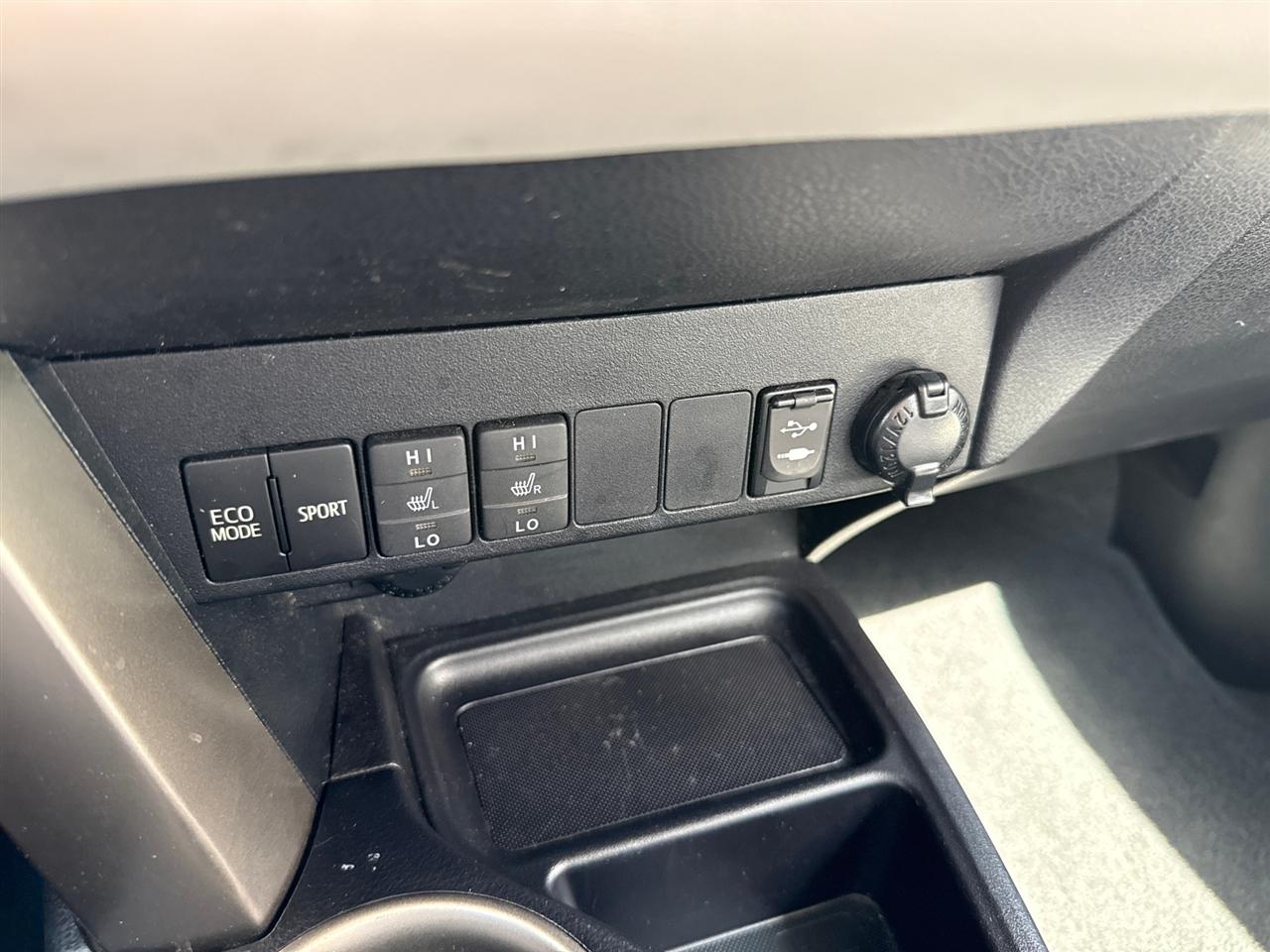 Toyota RAV4 photo 46