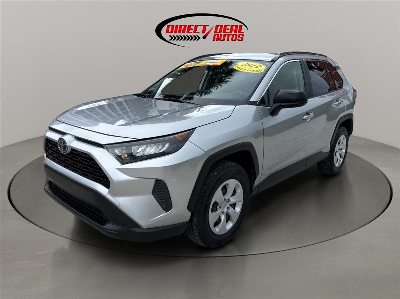 2019 Toyota RAV4 - $21,000