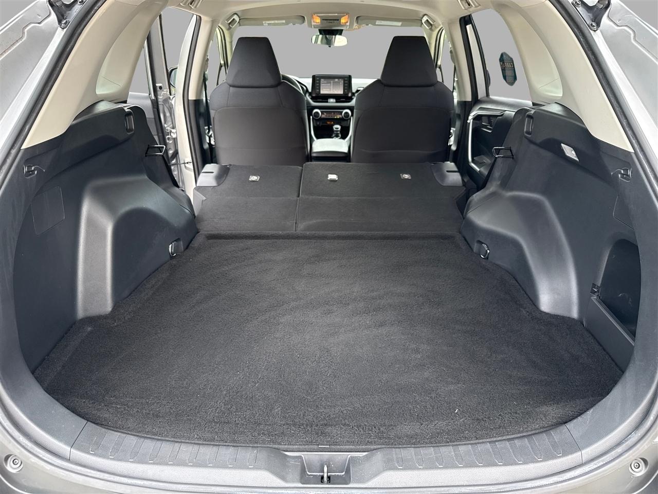 2019 Toyota RAV4 - $21,000