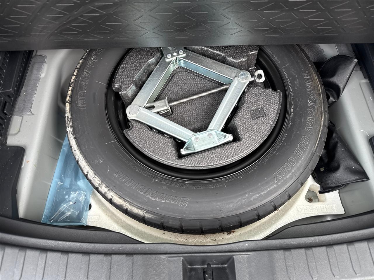 2019 Toyota RAV4 - $21,000