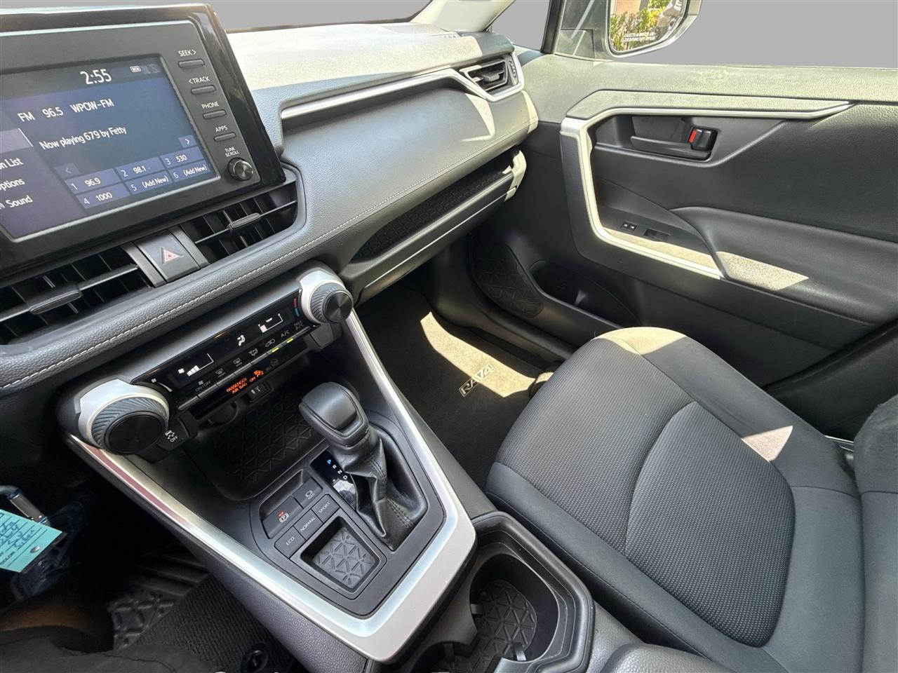 2019 Toyota RAV4 - $21,000