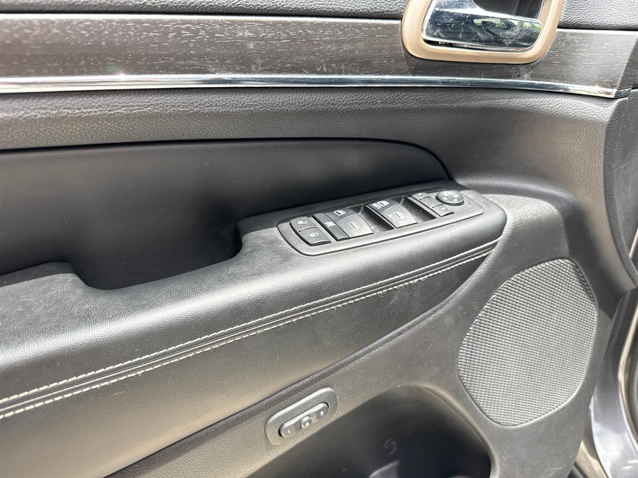 Jeep Grand Cherokee Limited 2WD 2017