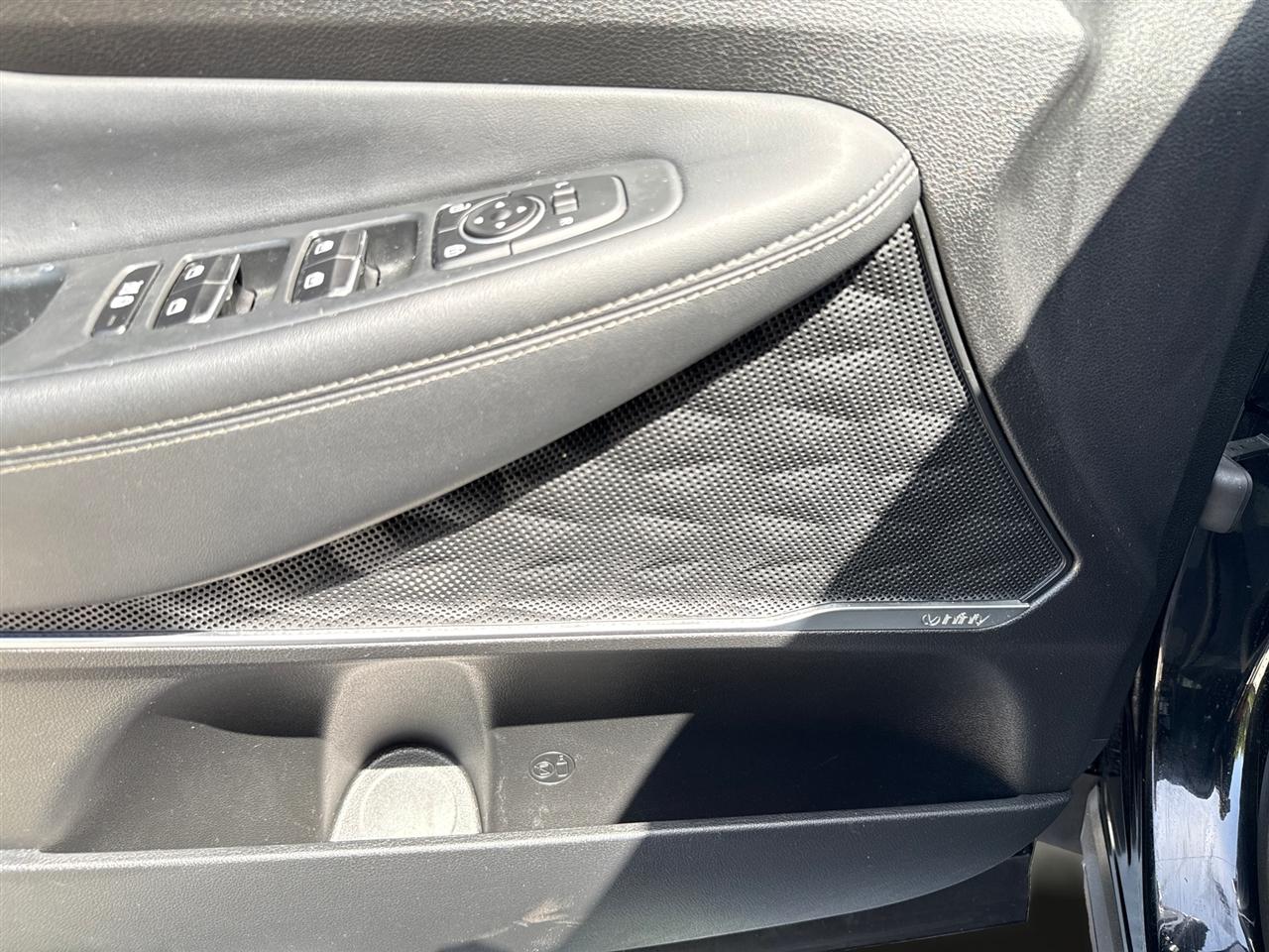 2020 Hyundai Santa Fe - $16,000